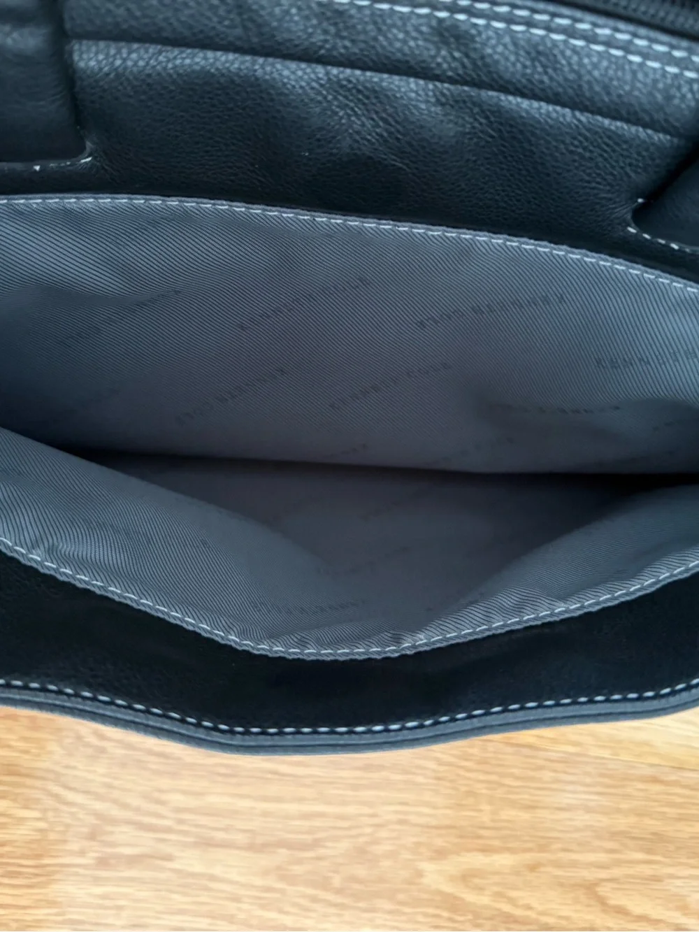 Mens Kenneth Cole Crossbody Leather Messenger Bag